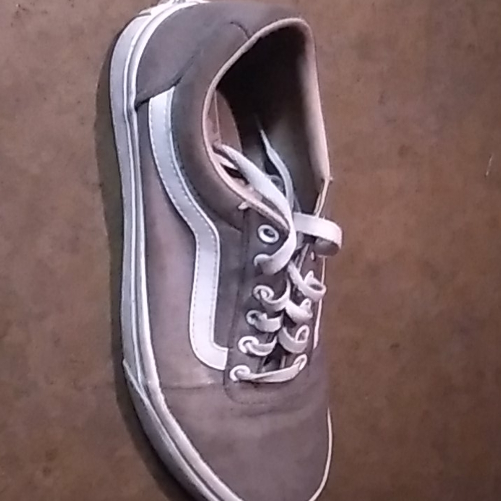 Tan vans